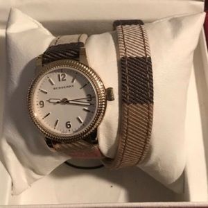 Burberry women watch